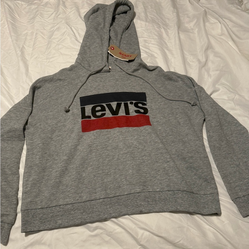 Levi’s Sweatshirt-NWT! Size Small